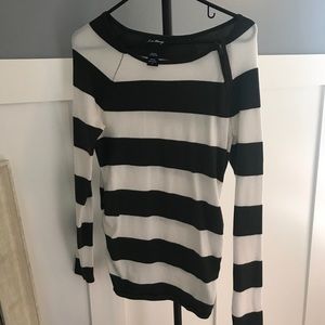 Striped sweater- olive green and cream.